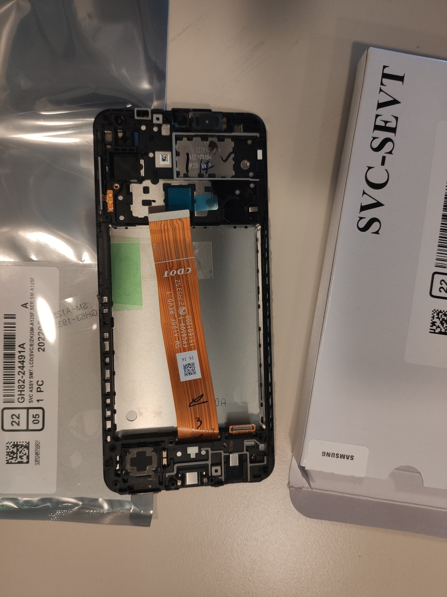 GH82-24491A – Samsung A12 SM-A125 Original LCD Display