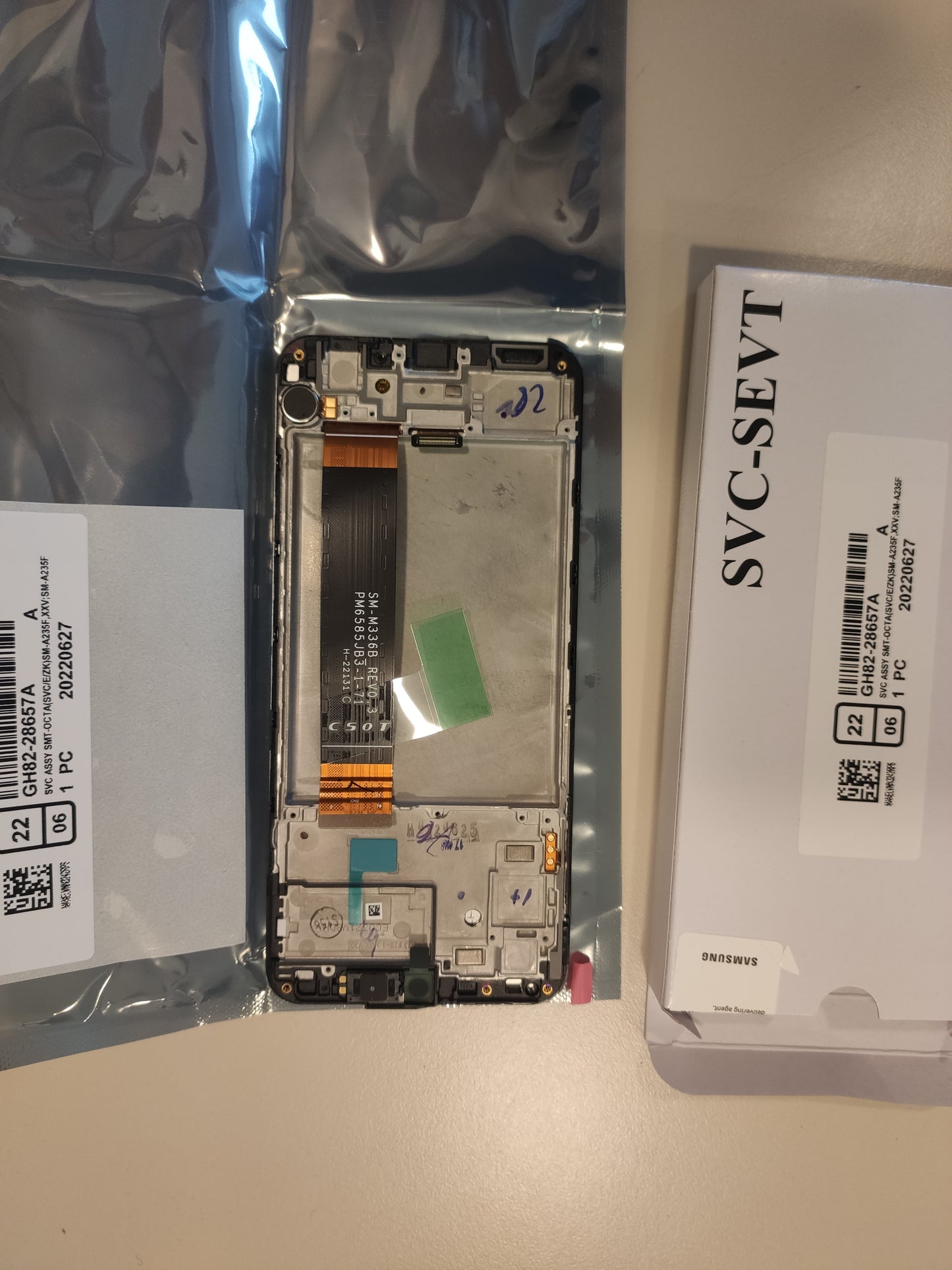 GH82-28657A – Samsung M33 SM-M336 Original LCD Display