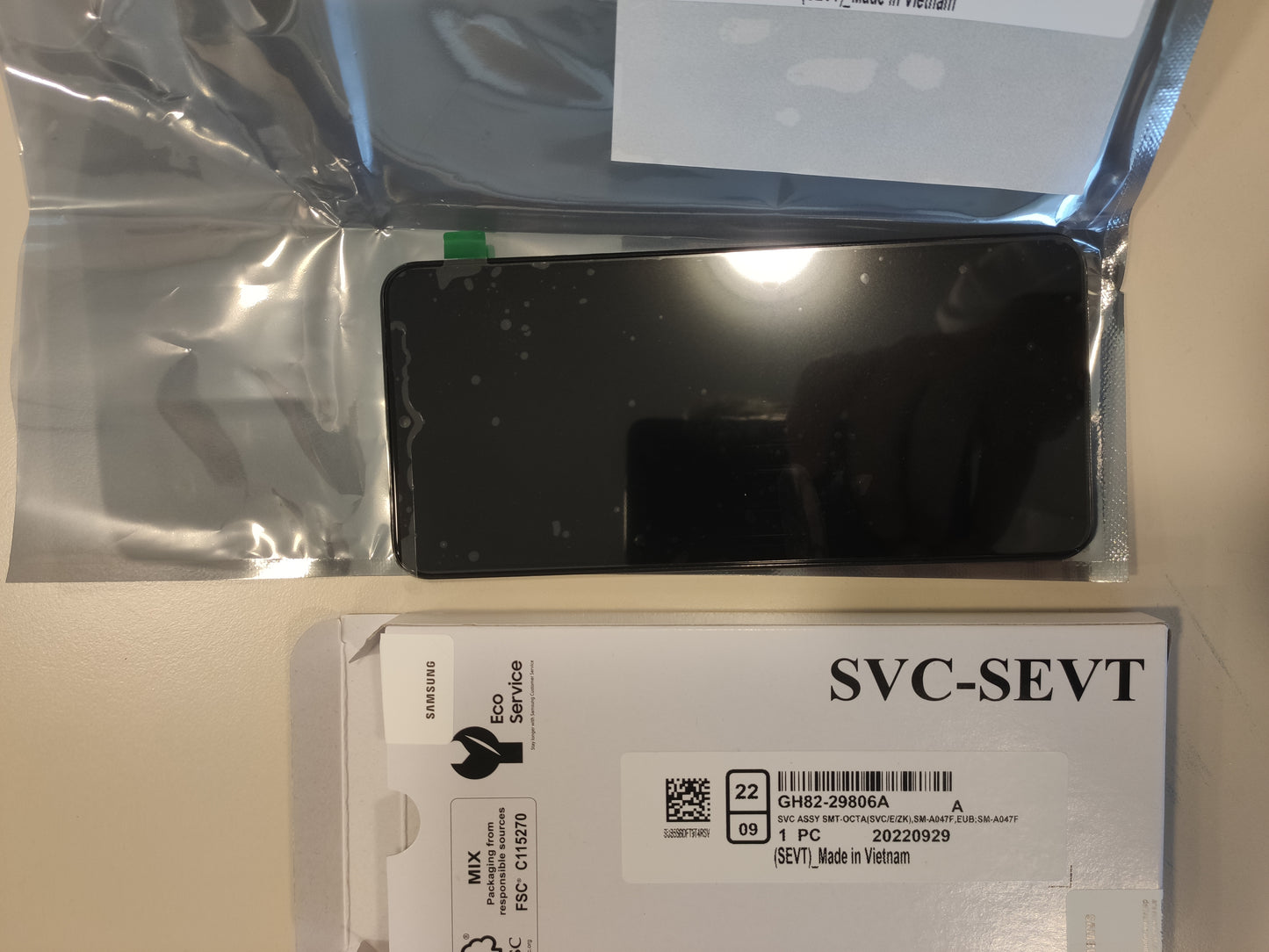 GH82-29806A – Samsung A04s SM-A047 Original LCD Display