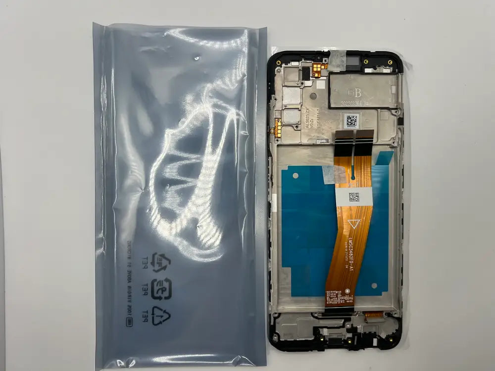 GH81-21232A – Samsung SM-A037 SM-A037 Original Service Pack LCD Display – Black Samsung Service Pack LCD