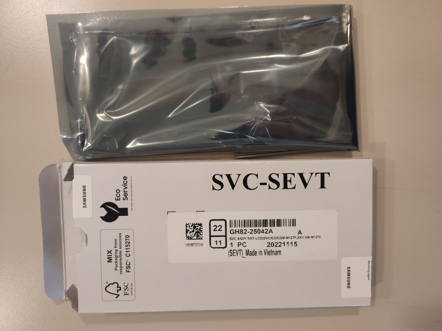 GH82-34684A – Samsung Z Fold 6 SM-F956 Original LCD Display Blue