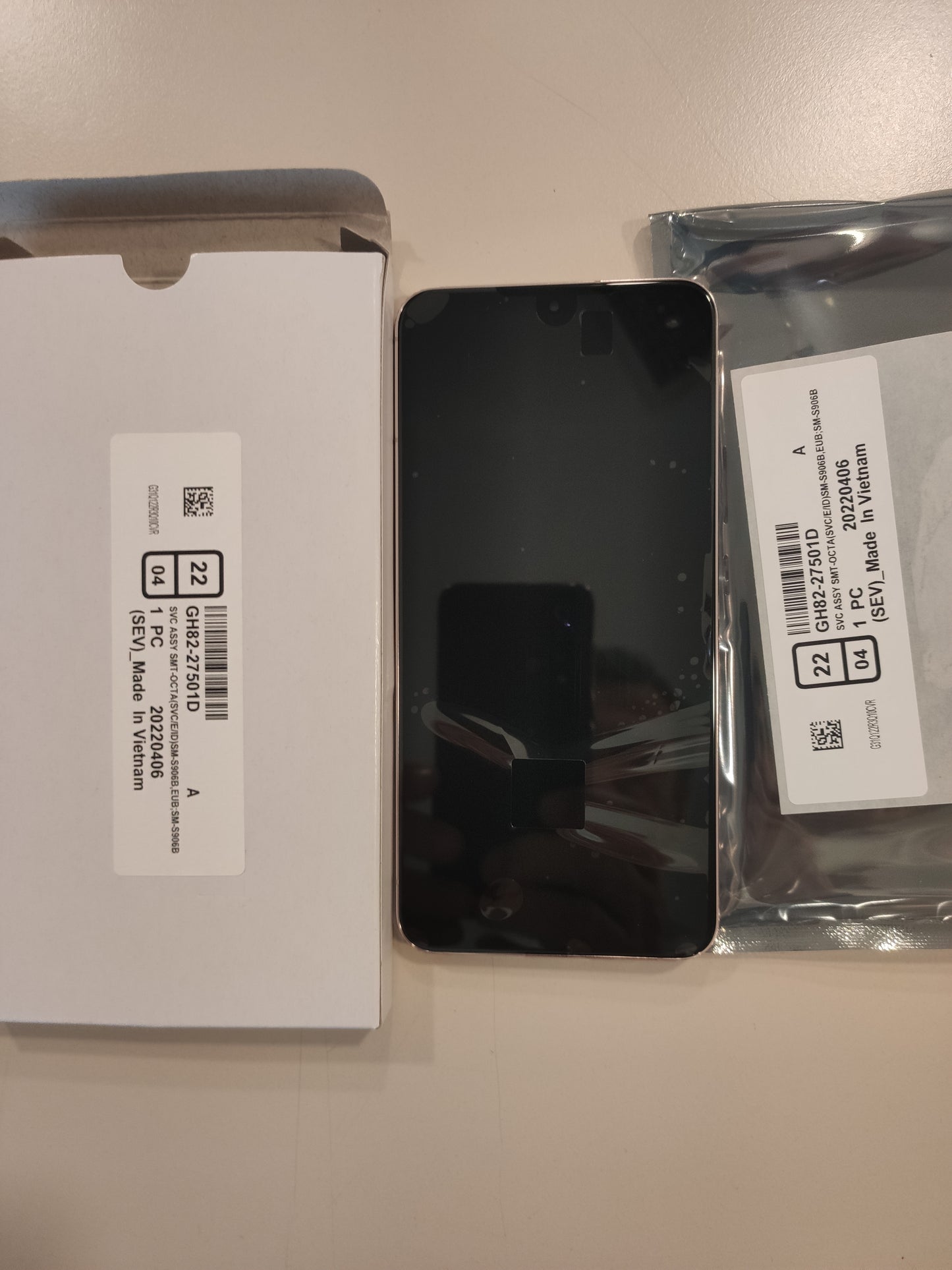 GH82-27501D – Samsung S22 PLus SM-S906 Original LCD Display