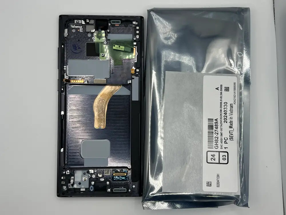 GH82-27489A – Samsung SM-S908 SM-S908 Original Service Pack LCD Display – Black Samsung Service Pack LCD