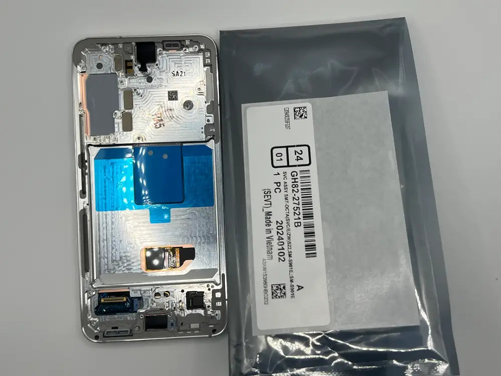 GH82-27521B – Samsung SM-S901 SM-S901 Original Service Pack LCD Display – White Samsung Service Pack LCD